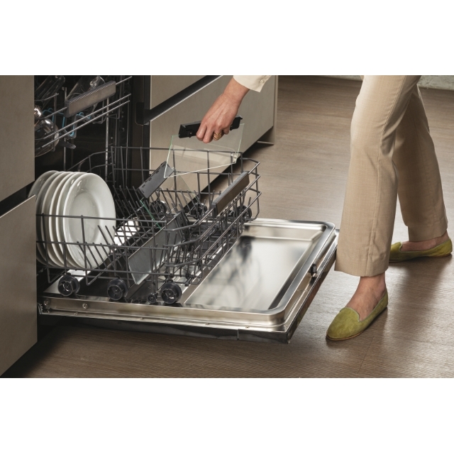 HTO7W2 011 37600002 29