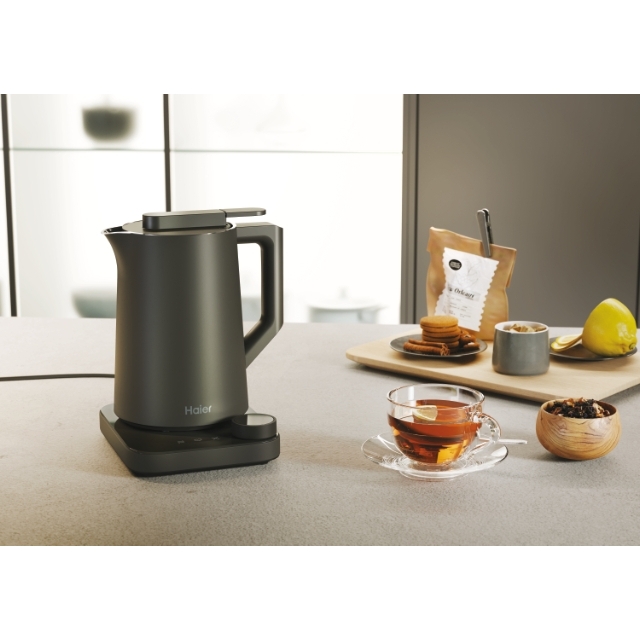 HKE7W 011 37700001 11