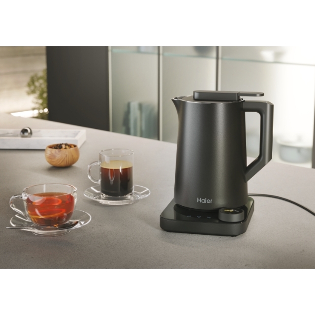 HKE7W 011 37700001 10