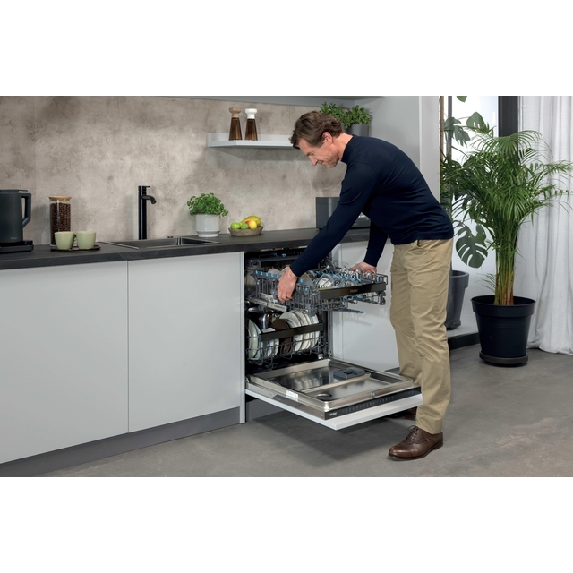 XS 63A4M4B 32901822 36