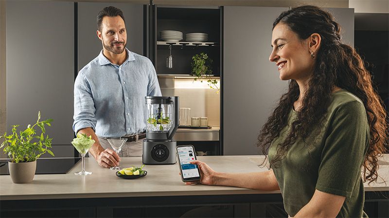 Become a master of blending by tapping your phone