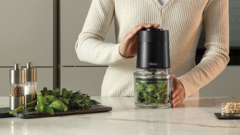 Chop ingredients consistently